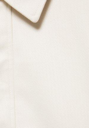 PULL&BEAR, TRUCKER JACKET - Leichte Jacke - white