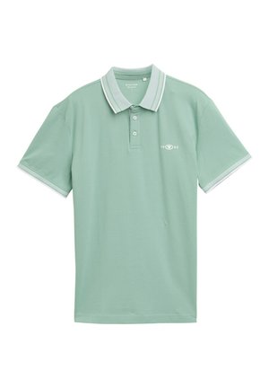 Lichtgroen polo shirt gemaakt van zachte stof, met een klassieke kraag met een contrasterende witte afwerking en een klein logo op de borst.