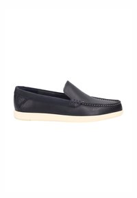 Scarpe slip-on in pelle blu navy con suola in gomma bianca, dettagli cuciti e finitura liscia. Presentano un punta rotonda e un logo laterale discreto.