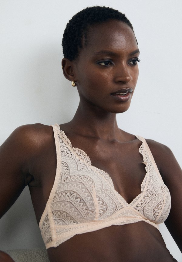 KARMA - Triangle bra - skin rosé4