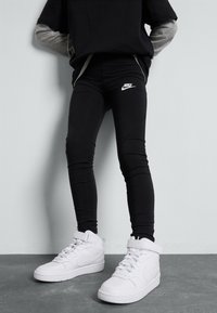 Nike Sportswear - FAVORITES - Leggings - black/white Immagine in miniatura 1