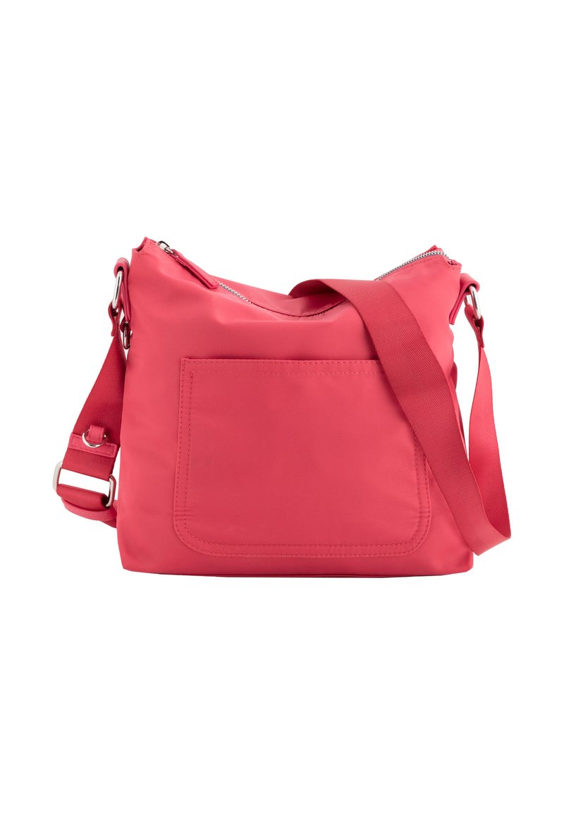 Lys pink nylon crossover taske med lynlås, justerbar rem og en forlomme. Glat tekstur med minimalt hardware og detaljeret syning.