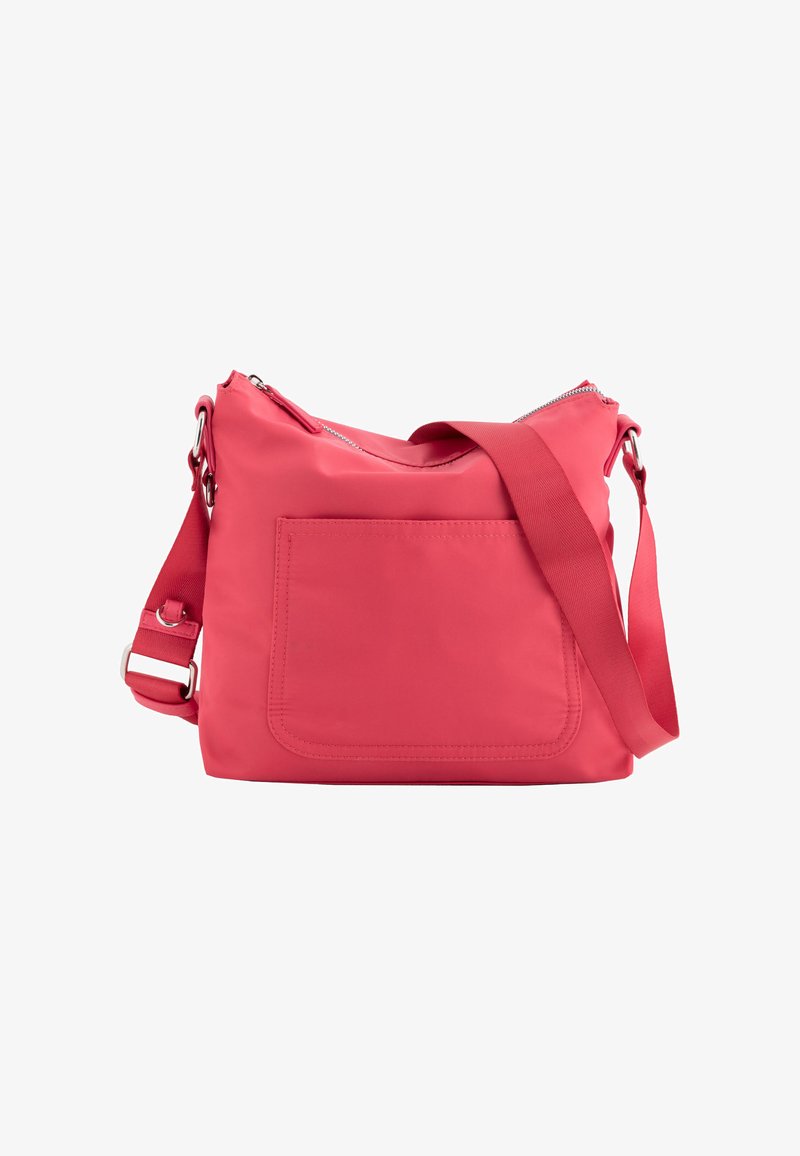 Geantă roz din nailon, tip crossbody, cu închidere cu fermoar, curea ajustabilă și un buzunar frontal. Textură netedă, cu hardware minim și cusături detaliate.