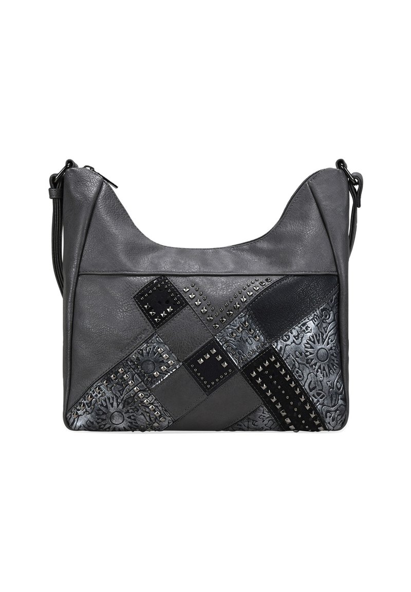 Bolso de hombro de cuero gris con diseño de patchwork que presenta patrones florales en relieve y pequeños adornos de tachuelas metálicas.