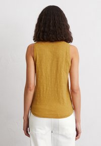 Marc O'Polo Top - golden yellow