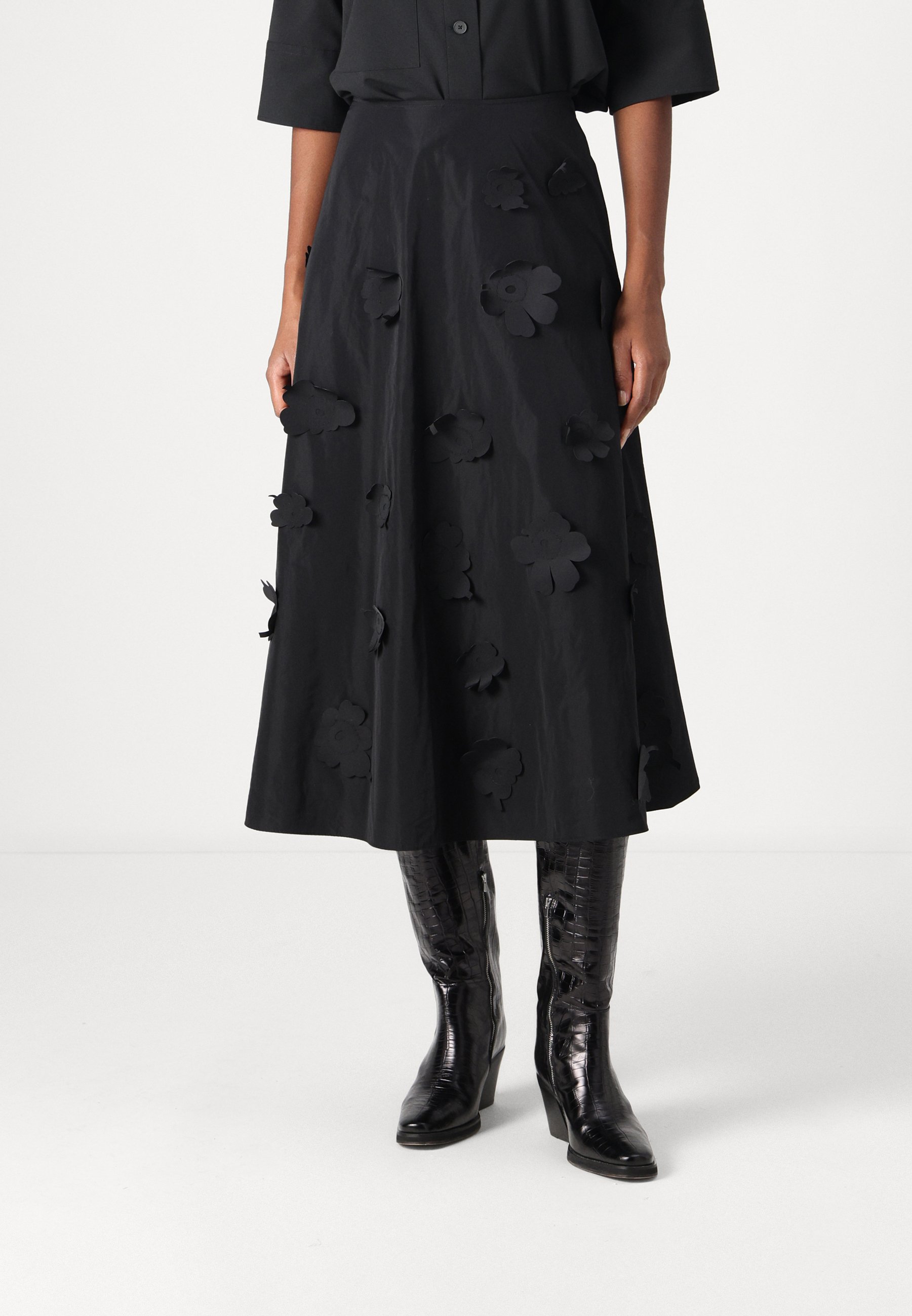 24AW■marimekko■Kumarrus Unikko Aラインスカート ブラック Marimekko KUMARRUS UNIKKO - A-line skirt - black - Zalando