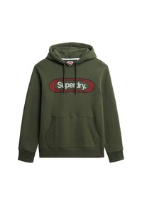 Oliwkowa bluza z kapturem wykonana z mieszanki bawełny, z przednią kieszenią typu kangur, sznurkami na kapturze oraz dużym logo „Superdry” w czerwonym i białym kolorze.
