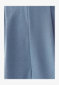 Neizvēlēts, steel blue