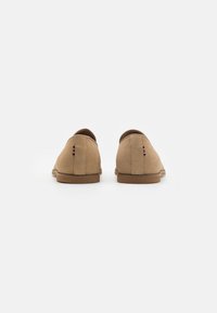 Pier One Slippers - beige