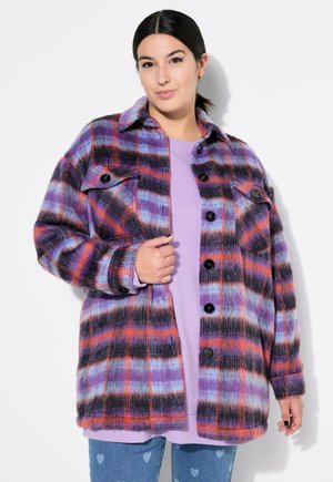 Studio Untold, OVERSIZED PLAID SHACKET - Krátký kabát - lilac