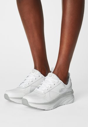 Skechers Sport D'LUX WALKER - Zapatillas - white/silver