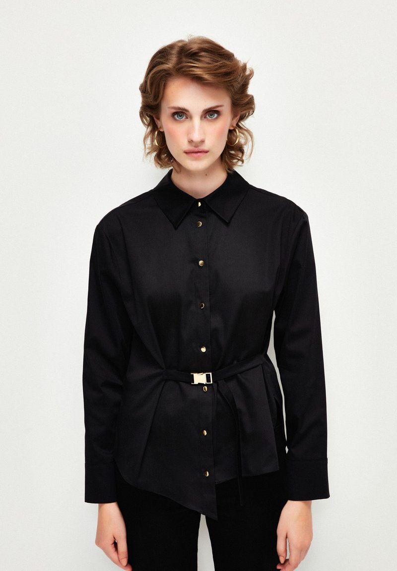 adL - Overhemdblouse - black, Vergroten