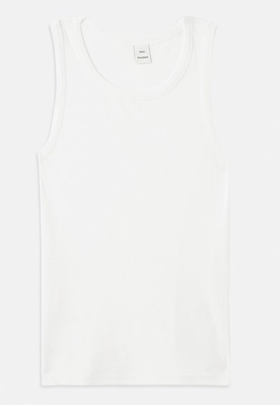 Débardeur en coton blanc avec un col rond et sans manches. Texture lisse et coupe droite, sans motifs ni embellissements.