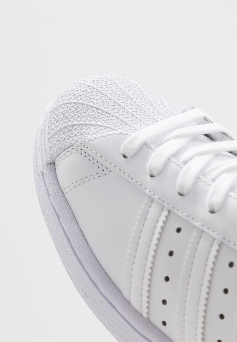 adidas superstar white size 6