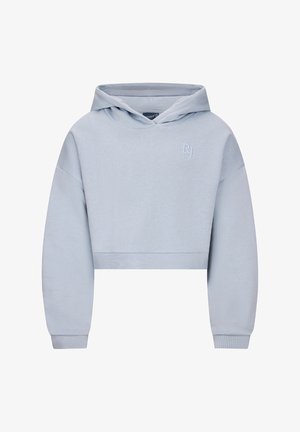 Jasnoniebieski krótki hoodie z długimi rękawami, ściągaczami przy nadgarstkach i małym haftowanym logo "RJ" na klatce piersiowej.