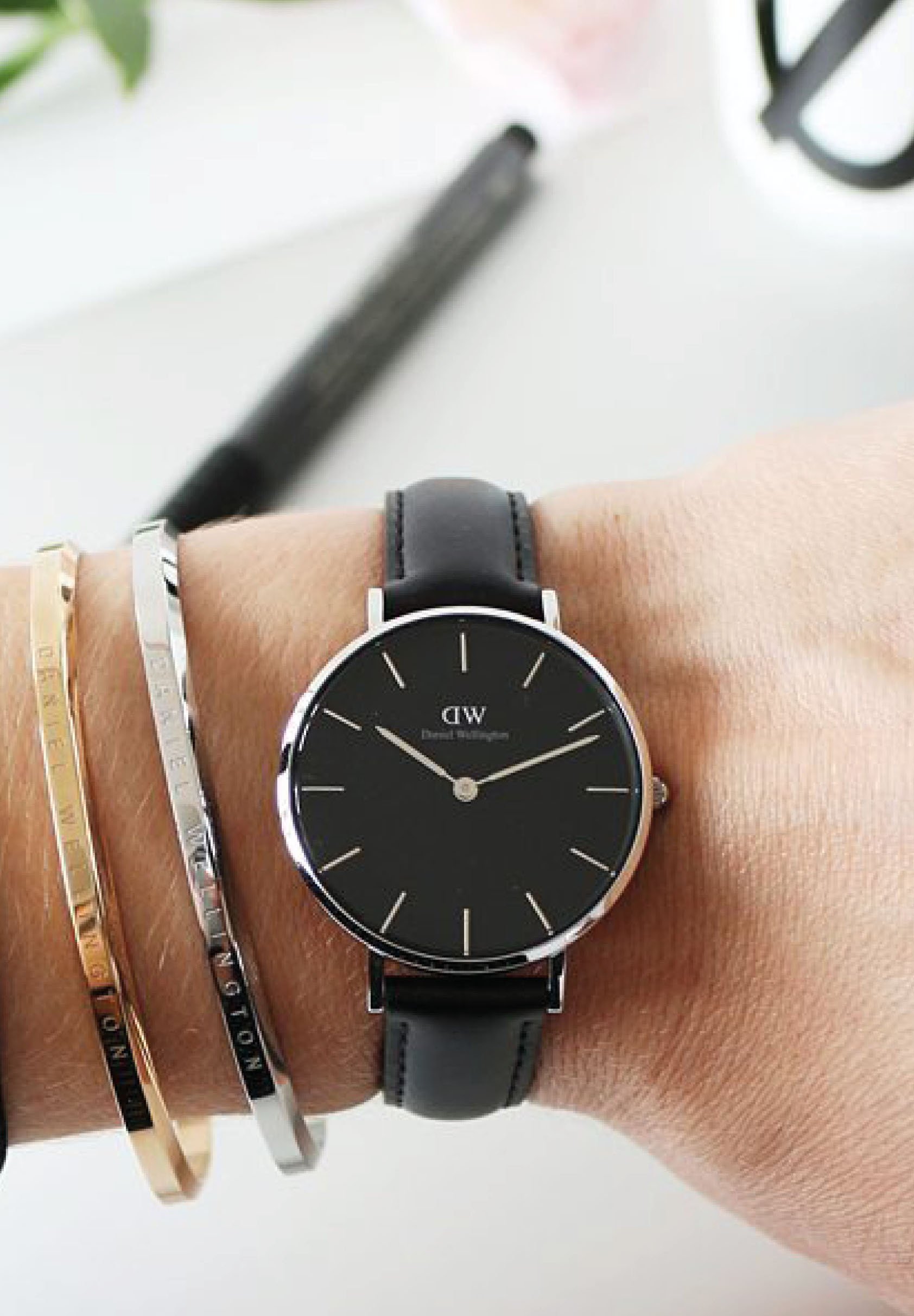 Reloj Daniel Wellington Petite Sheffield Mujer Plateado Minimalista Y  Elegante - Main Image