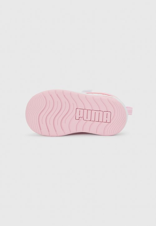 PUMA MULTIFLEX 2 HEARTY UNISEX - Training shoe - white/pearl pink/magic rose — photo 5