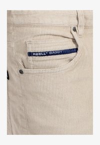 Unselected, oatmeal cord