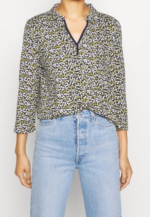 Langärmlige Bluse mit navy Hintergrund und einem mehrfarbigen Blumenmuster, mit Kragen und aus leichtem, strukturiertem Stoff.