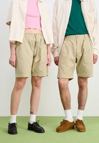 Service Works DRILL PART TIMER UNISEX - Σορτς - khaki