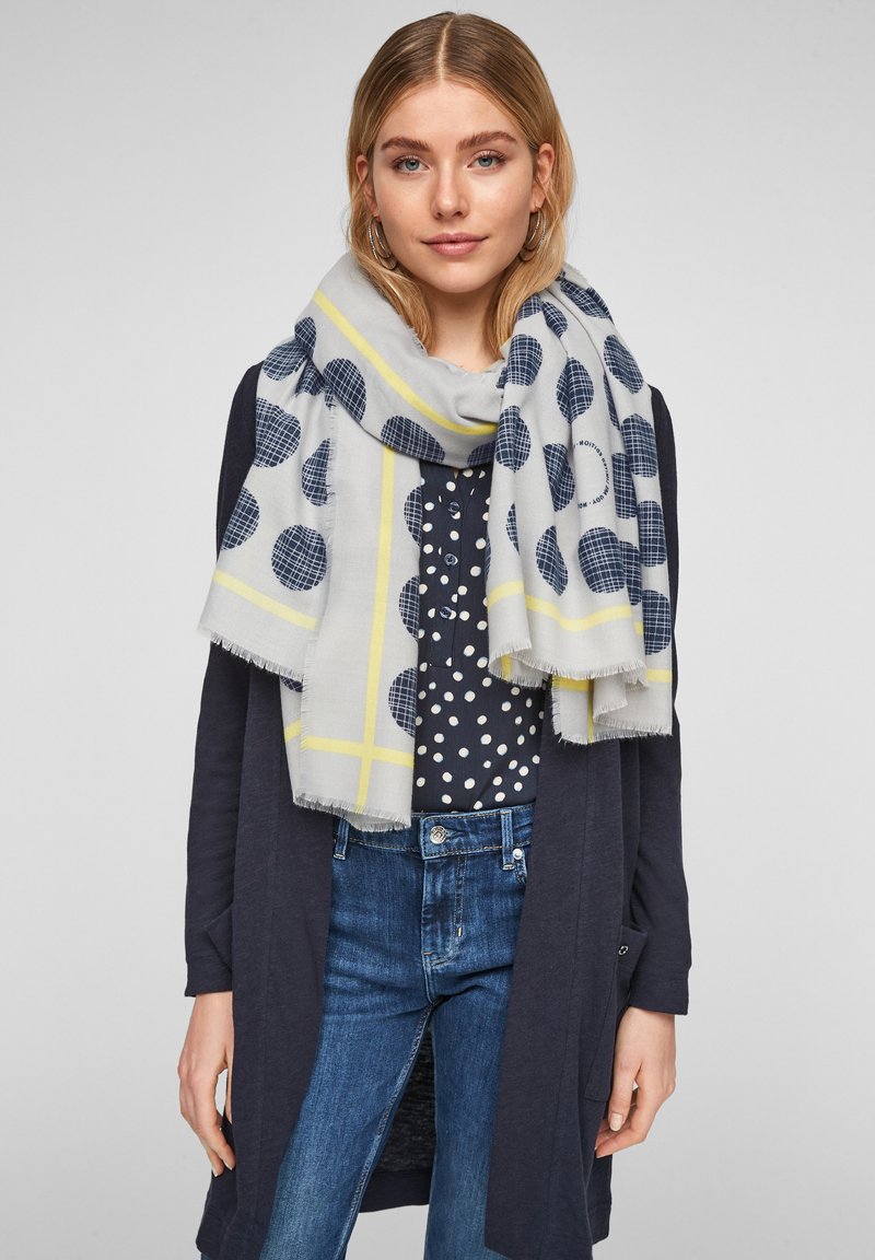 Damen Schals | s.Oliver Schal light grey aop/hellgrau - EV67570 Damen Schals | s.Oliver Schal light grey aop/hellgrau - EV67570