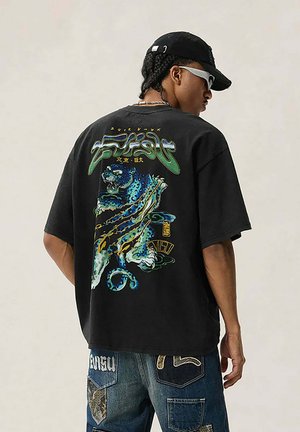 Evisu, T-SHIRT NEON LEOPARD PRINTED - T-shirt con stampa - black