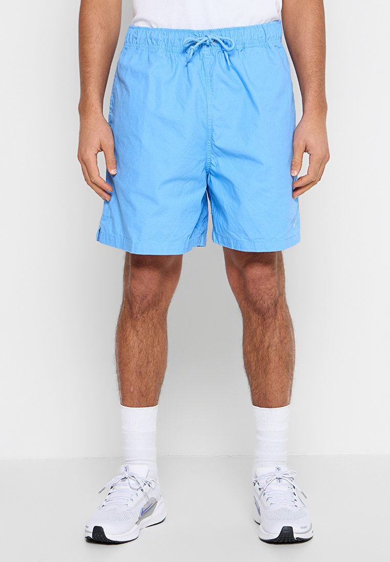 Nike Sportswear Korte broeken meerkleurig Nike Sportswear Korte broeken meerkleurig