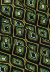 Thumbnail Image 4