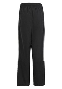 Czarne, krótkie spodnie z elastycznym pasem, bocznymi kieszeniami i białymi paskami wzdłuż zewnętrznych szwów. Gładki, lekki materiał.