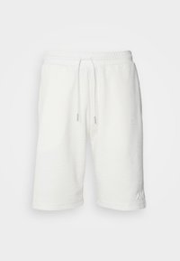 Hvite bomullsshorts med teksturert overflate, elastisk midje og snor. Har små logodetaljer på nedre venstre ben.