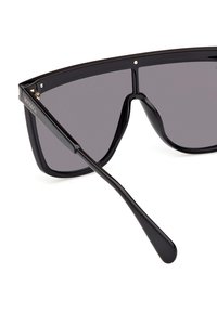 MAX&Co. IN INIETTATO - Ochelari de soare - nero lucido grigio fumo specchiato