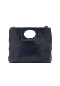 Borsa a mano in pelle blu navy con forma rettangolare, corpo piatto e un manico rotondo ben in vista tagliato nella parte superiore. Texture liscia con accenti minimi.