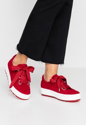 Sneakers laag - red