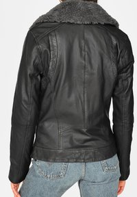 Mustang WEICHEM KRAGEN  - Leren jas - black