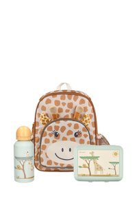 Kinder-Rucksack mit Giraffen-Gesicht und -Ohren, passende Wasserflasche und Brotdose mit Giraffe und Löwe, die an Akazienbäumen stehen.