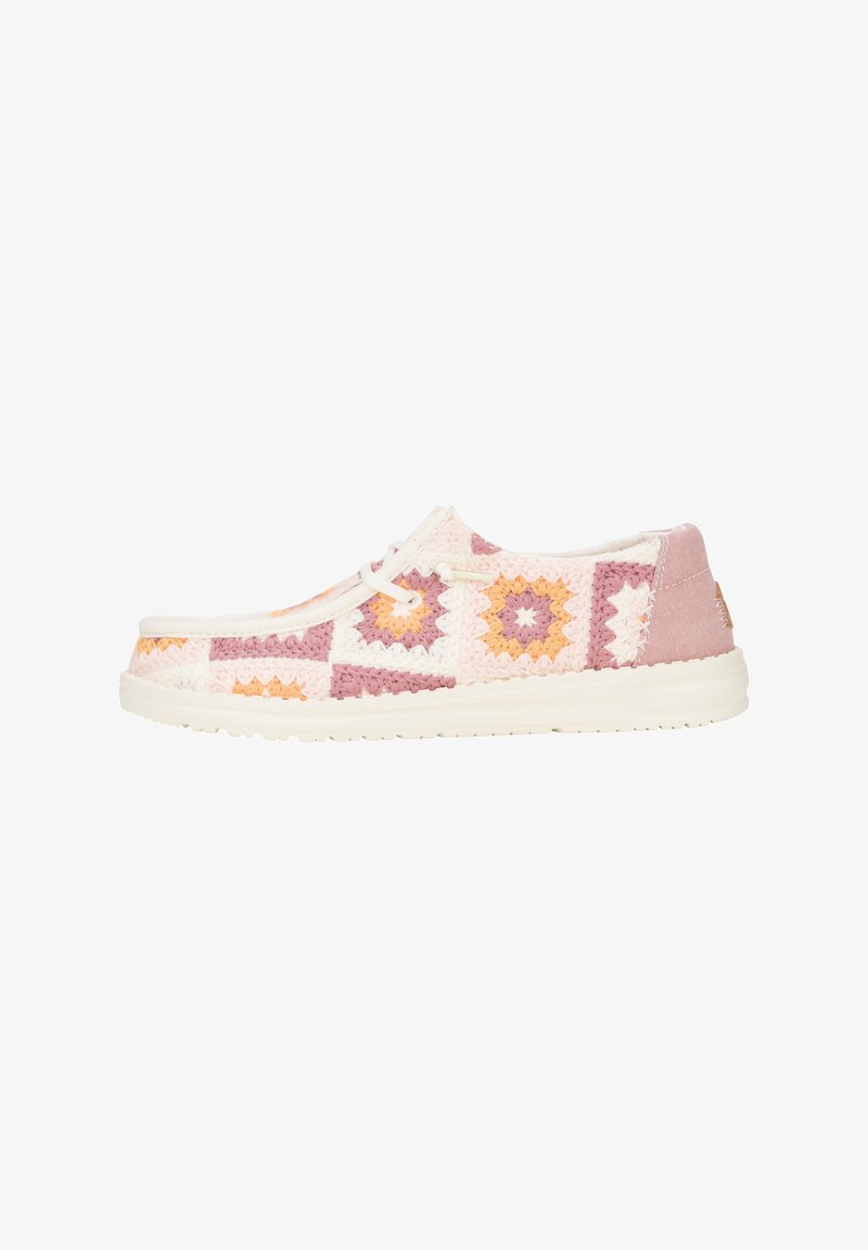 HEYDUDE Wendy Cottage Crochet - Slip-Ons - Sportieve veterschoenen - petal pink multi