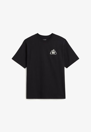 Zwarte katoenen T-shirt met korte mouwen. Heeft een witte bergafbeelding en "VANS" tekst op de linkerkant van de borst. Ronde halsontwerp.