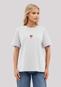 F4NT4STIC PIXEL HERZ BESTICKT - Print T-shirt - weiß
