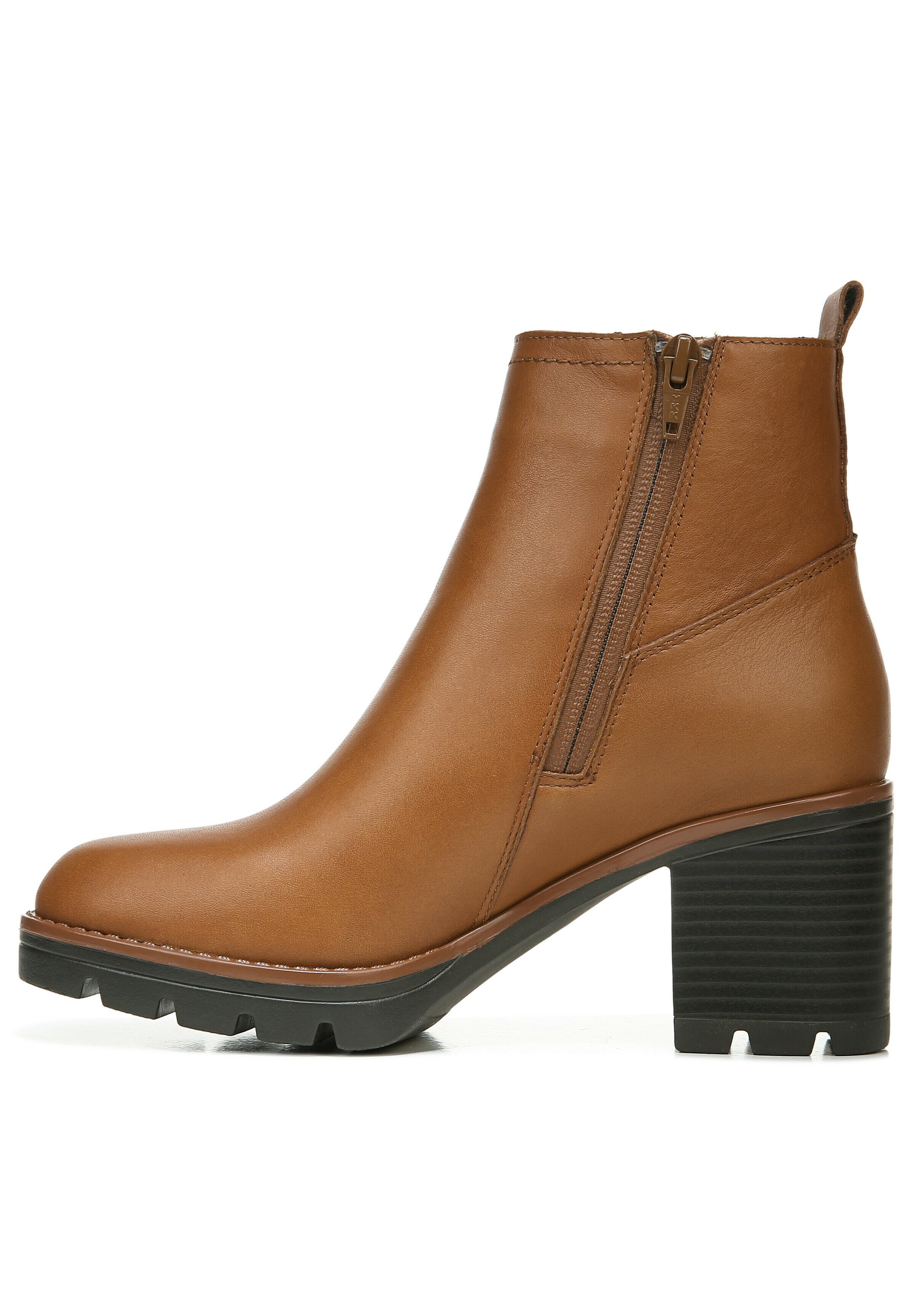 naturalizer boots ankle