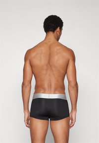 Calvin Klein Underwear LOW RISE TRUNK 3 PACK CKR STEEL MICRO - Bokserbriefs - black/multicolor