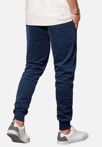 Ombre Pantaloni sportivi - blue