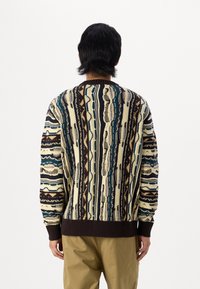 Selected Homme Stickad tröja - brown