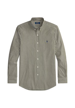 Chemise à boutons pour homme avec rayures verticales vert foncé et blanches, en coton, dotée d'un col pointu et d'un petit logo brodé sur la poitrine.