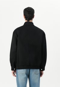 Calvin Klein Jeans JACKET - Letná bunda - black