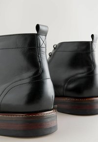 Next REGULAR FIT - Botines con cordones - black