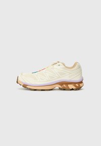 XT 6 UNISEX - Trainers - vanilla/oxford ta/violet tulip