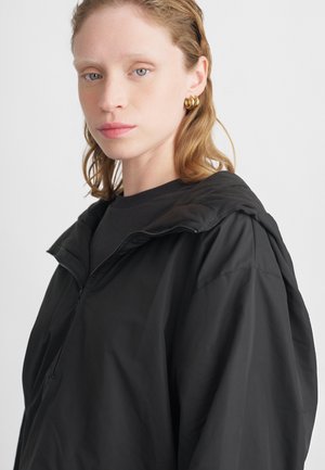 OVERSIZED HALF-ZIP PADDED JACKET - Pilotska jakna - puma black