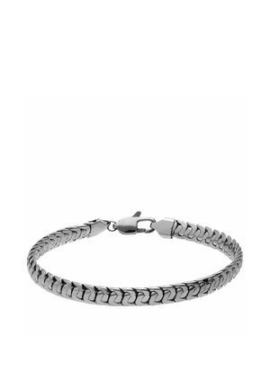 Silbernes Kettenarmband mit Fischgrätenmuster und Karabinerverschluss, präsentiert auf schlichtem weißen Hintergrund.
