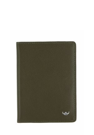 Portefeuille en cuir texturé vert foncé avec des bords arrondis et un petit logo argenté avec des cornes dans le coin inférieur droit.