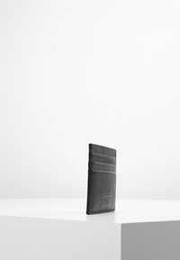 Guess NEW BOSTON CARD CASE - Portfel